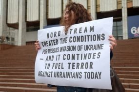 Учасники акції на підтримку Сергія Кузнєцова