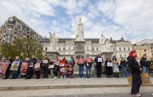 Participants of the weekly peaceful action "Don't be silent! The prisoner kills!" in Kyiv
