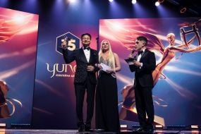 Мохаммад Захур, певица Камалия (Kamaliya) и ведущий Анатолий Анатолич