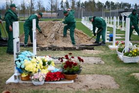 Funeral service of military man, famous comedian and screenwriter Artur Petrov