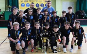 Чемпіони України з флорболу в категорії U-12 - гравці команди "Гарт" (Львів)