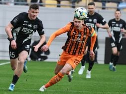 Игровой момент матча