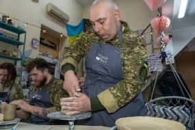 Занятия по арт-терапии для военнослужащих в Харькове