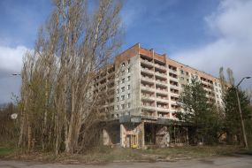 Half-destroyed building in Pripyat