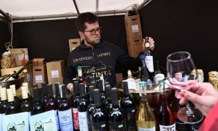 Фестиваль українського вина та фермерських продуктів