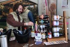 Фестиваль українського вина та фермерських продуктів