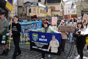 Жителі міста нагадали про українських полонених віськовослужбовців