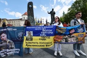 Жителі міста нагадали про українських полонених віськовослужбовців