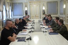 Учасники зустрічі