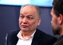Эскендер Бариев