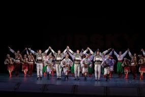 Performance by the National Honored Academic Dance Ensemble of Ukraine named after Pavlo Virsky
