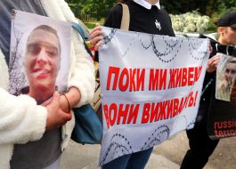Акція на підтримку українських військовополонених захисників Азовсталі в Києві