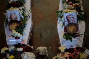Farewell ceremony for sisters Lyubava and Vera Yakovlev in Kyiv