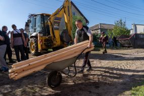 Ліквідація наслідків атаки російських безпілотників у Харкові