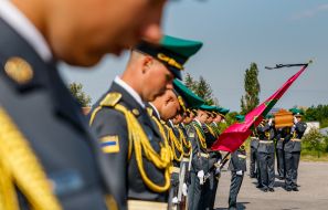 Honor guard during the solemn ceremony of meeting the coffin with the ashes of the colonel of the UNR Army and the leader of the OUN Andriy Melnyk