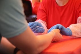Blood donation at the Teplokrovni mobile hub