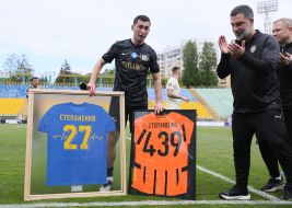 Taras Stepanenko and Arda Turan