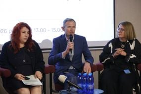 Olena Ishchenko, Mykola Skyba and Kateryna Botanova