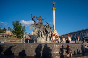 Памятник основателям Киева на Майдане Незалежности