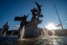 Памятник основателям Киева на Майдане Незалежности