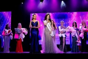 Ірина Келлер та Вікторія Денисова