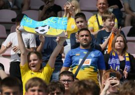 Fans during a meeting with the Ukrainian national team players