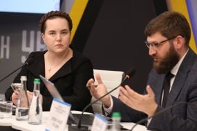 Vira Yastrebova and Oleksandr Pozniy