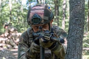 Навчання бійців 13-ої бригади НГУ «Хартія» в Харківській області