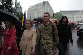 People on the street say goodbye to fallen soldier and musician Yaroslav Varnak