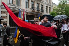 People on the street say goodbye to fallen soldier and musician Yaroslav Varnak