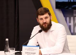 Олександр Позній