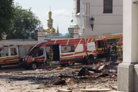 Рятувальники на території Києво-Печерської лаври
