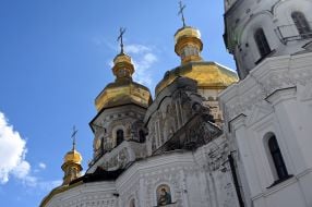 Поврежденный в результате атаки рф Успенский собор Киево-Печерской лавры