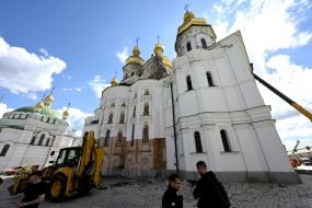 Поврежденный в результате атаки рф Успенский собор Киево-Печерской лавры