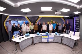 Alla Istomina, Oleksandr Chudnovets, Andriy Bulavin and presentation participants