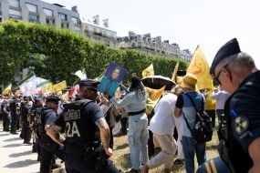 A protest action by the Iranian opposition in exile took place in Paris (France)