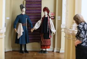 Виставковий проєкт із колекції Юрія Мельничука «Сувій Роду»
