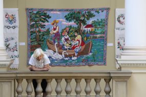 Виставковий проєкт із колекції Юрія Мельничука «Сувій Роду»