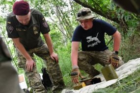 Курс військової підготовки для українських підлітків поблизу Львова
