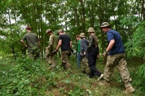 Курс військової підготовки для українських підлітків поблизу Львова