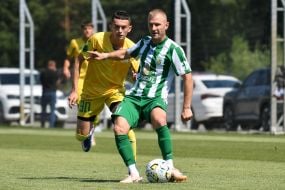 Ігровий момент контрольного матчу
