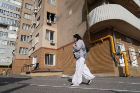 Russian drone flies into apartment building in Kharkiv