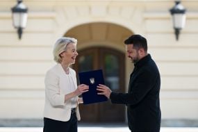 Volodymyr Zelenskyy and Ursula von der Leyen