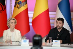 Volodymyr Zelenskyy and Ursula von der Leyen
