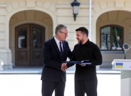 Volodymyr Zelenskyy and Keir Starmer