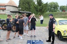 Interactive road safety lesson for children