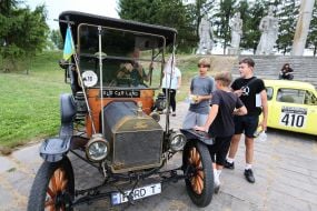 Interactive road safety lesson for children