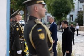 Микхол Мартин   и Владимир Зеленский