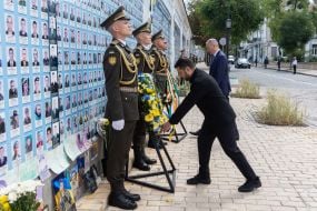 Микхол Мартин   и Владимир Зеленский