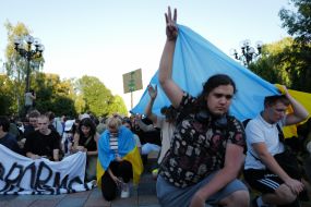 March for defense reforms